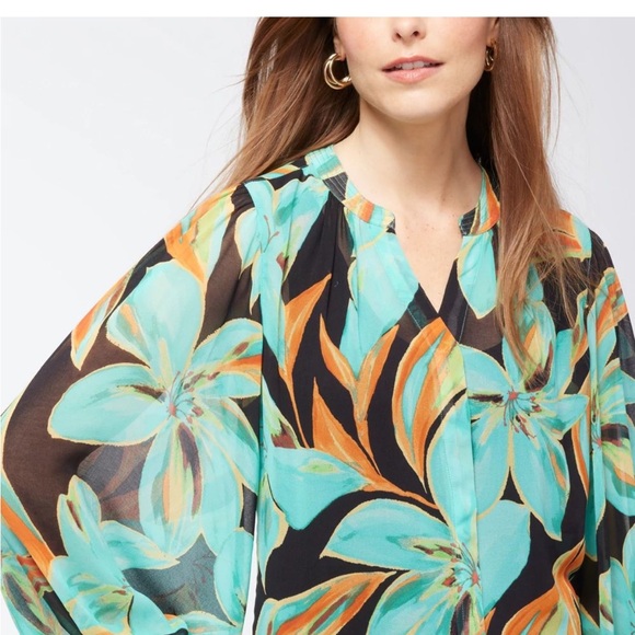 Chico's Green and Brown Relaxed Graphic Blouse with Mandarin Collar - NWT - Picture 2 of 7